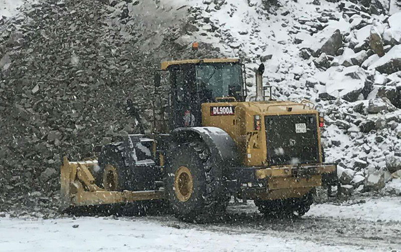 LETOU乐投轮推在露天矿山施工