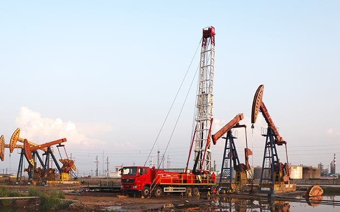 为修井注入“绿科技”，，，，，，，，批量大吨位电动修井机交付