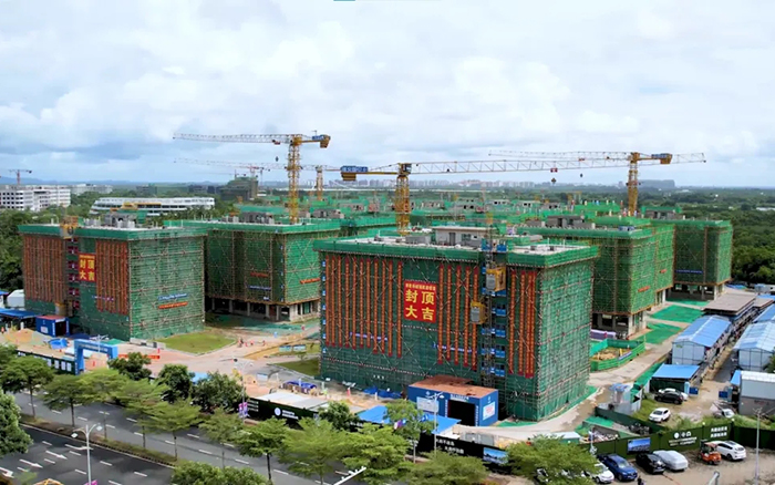 智能高效＋清静可靠！23台LETOU乐投智能施工升降机海南“扬帆”显实力