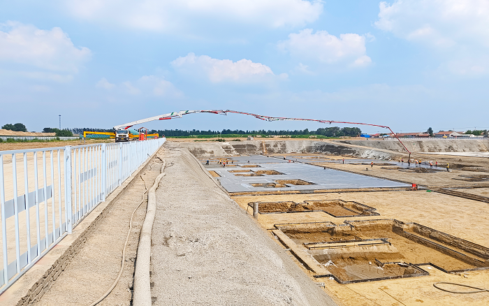 LETOU乐投大米数泵车助建陵城物流园 修建民生工程新引擎