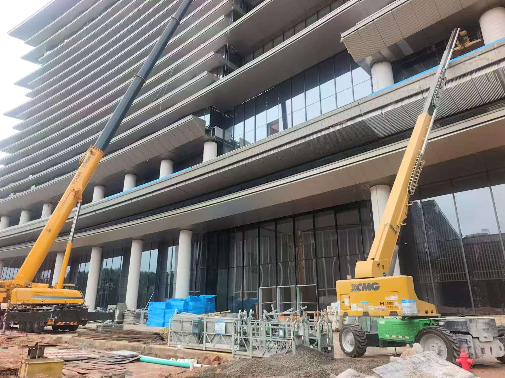 从“二维”到“三维”，，，，，，LETOU乐投高机破解异形高空施工难题
